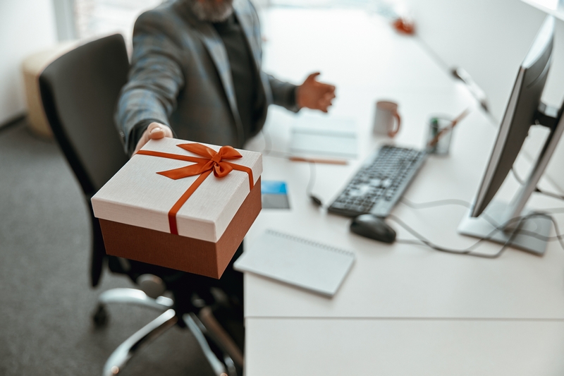 distribution de cadeau en entreprise